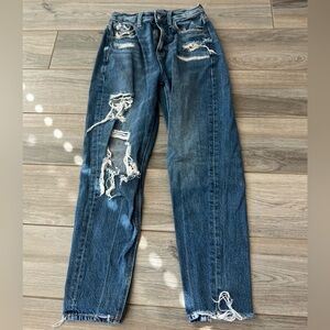 American Eagle Distressed Blue Jeans